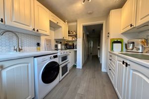 Kitchen- click for photo gallery
